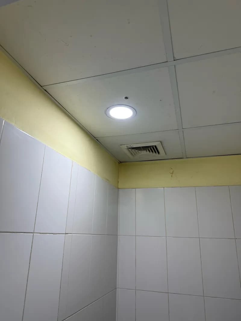 Trước sửa đèn LED Philips tại Quận 3 — thợ Hồ Như Vũ