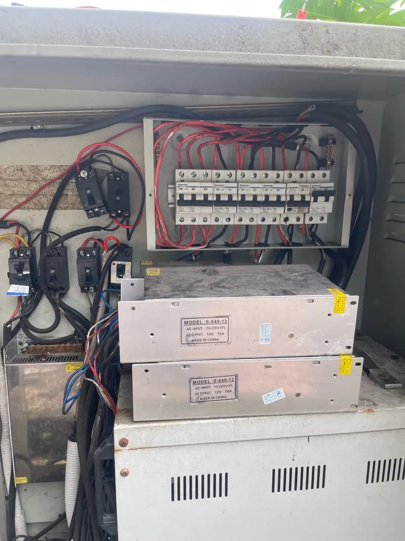 Thay thế Aptomat và đi lại dây nguồn điện tại Quận 1 tại Quận 1