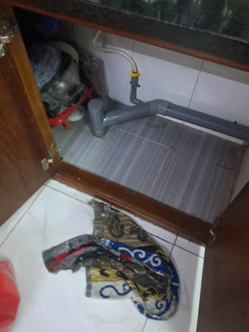 Sau khi hoàn thành sửa bồn cầu tại Phường 6, Bình Thạnh — thợ Bùi Văn An