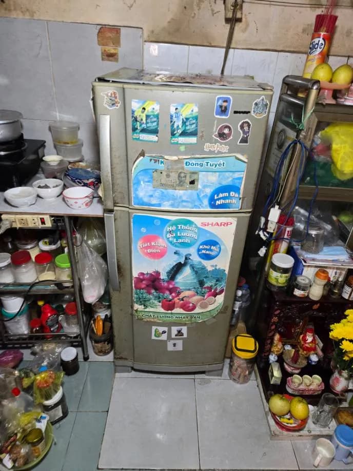 Sau khi hoàn thành sửa tủ lạnh Sharp tại TPHCM — thợ Lê Hữu Lộc