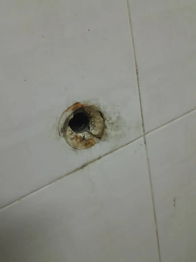 Sau khi hoàn thành sửa đường ống nước tại phường tân phú, Tân Phú — thợ Bùi Văn Bảo (5 sao)
