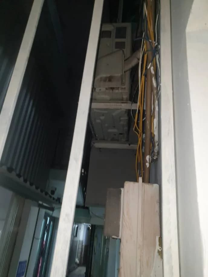 Trước sửa máy lạnh tại Bình Thạnh — thợ Phan Chí Tâm
