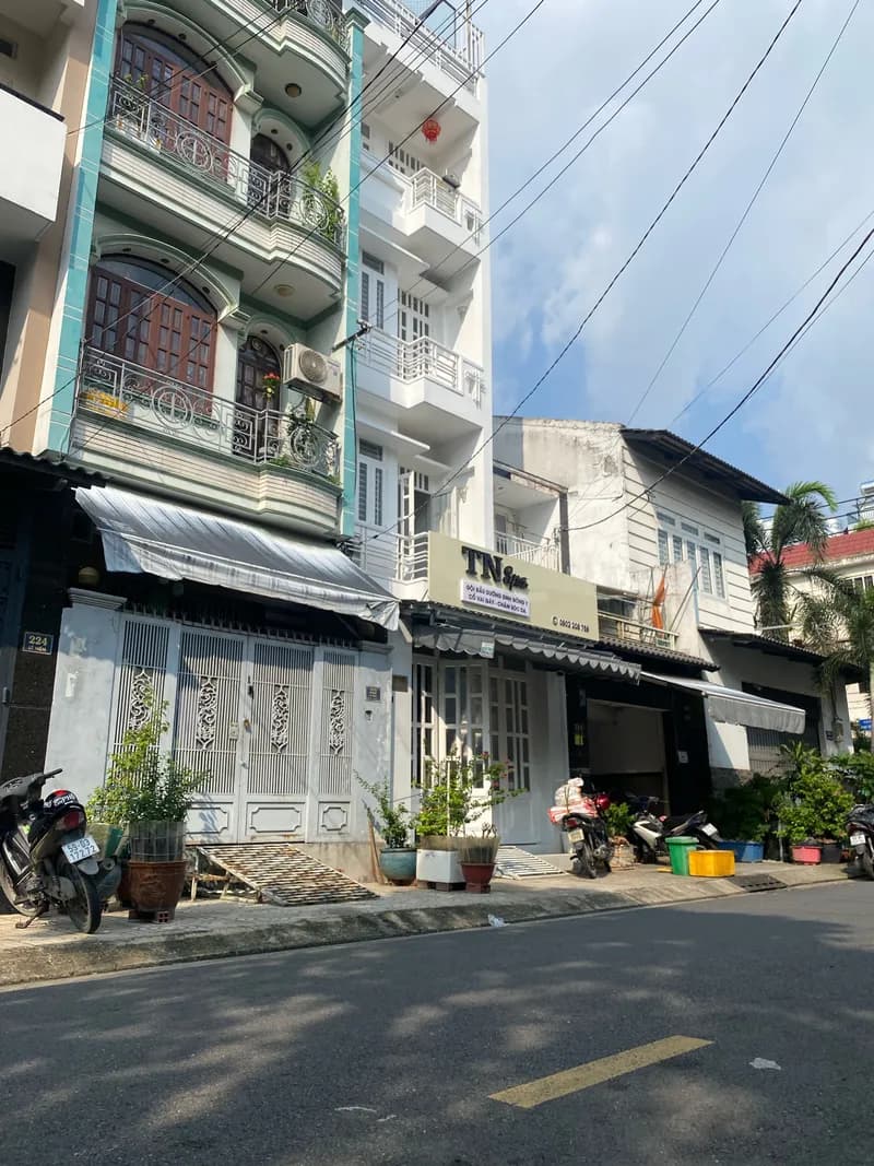 Trước sửa đường ống thoát nước Bình Minh tại Tân Phú — thợ Bùi Văn An