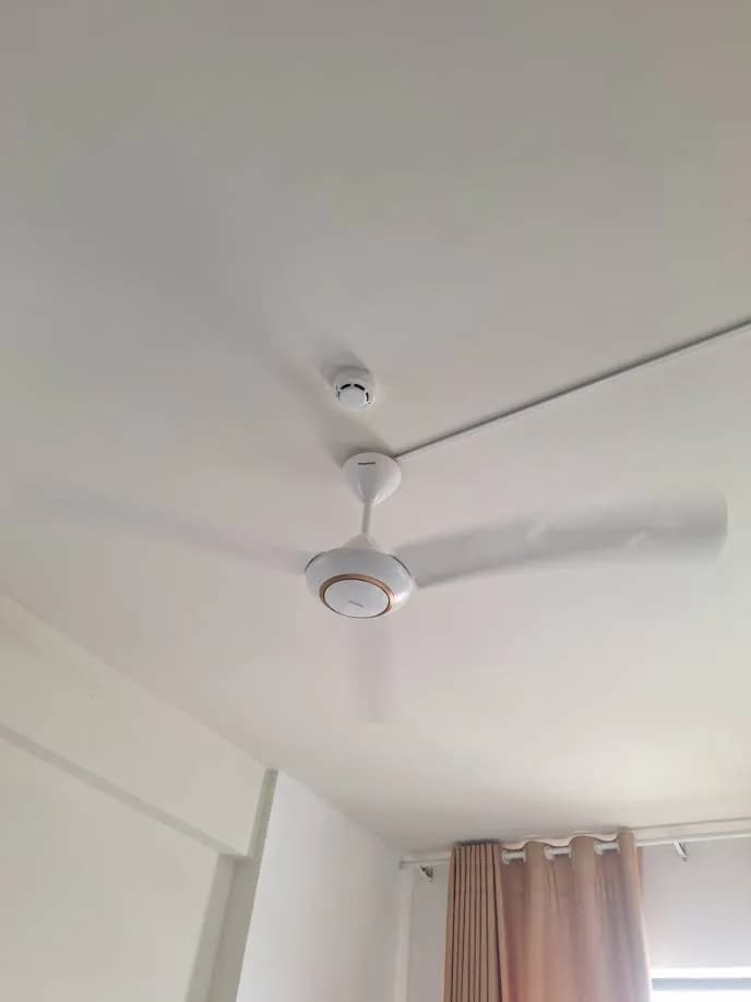 Sau khi hoàn thành sửa quạt trần Panasonic tại Quận 8 — thợ Trần Quốc Đông