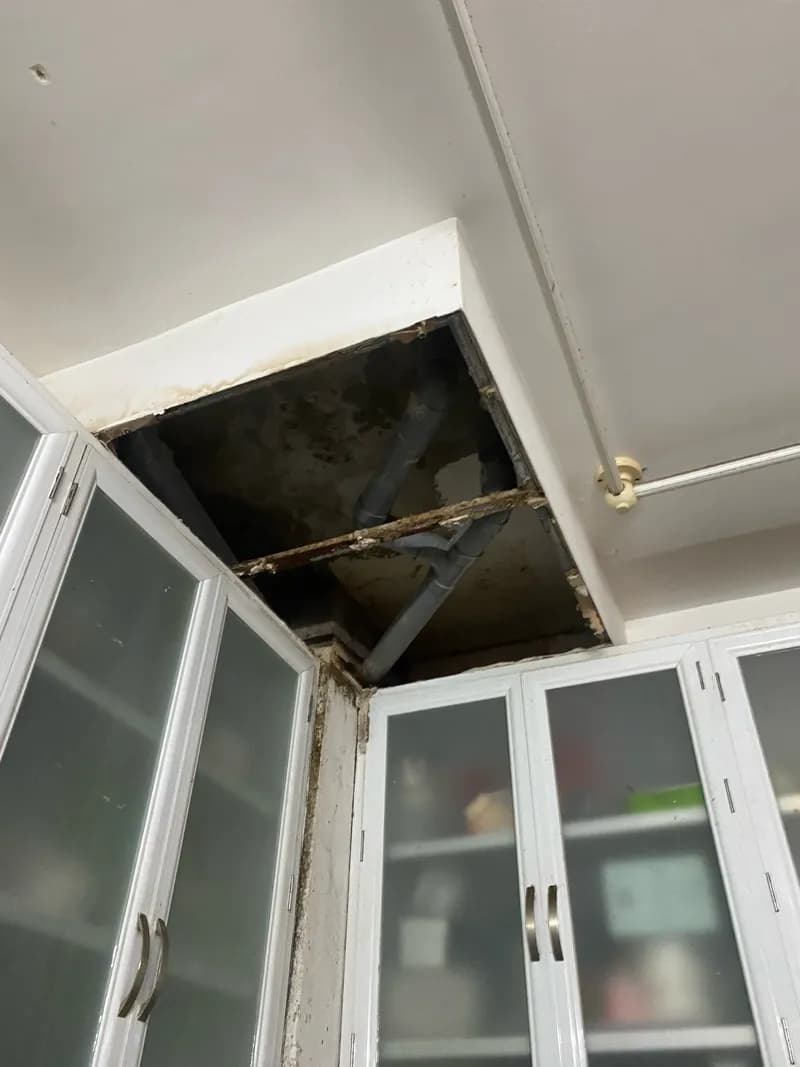 Trước sửa đường ống nước tại Quận 3 — thợ Bùi Văn An