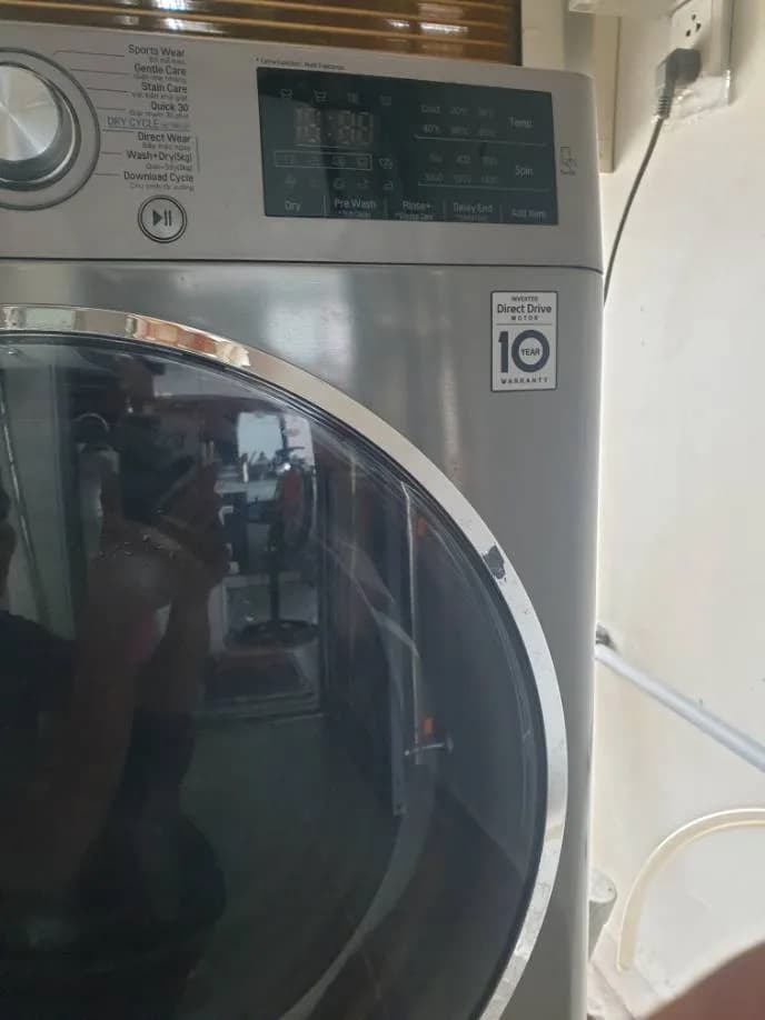 Trước sửa máy giặt cửa trước LG tại TPHCM — thợ Phan Chí Tâm