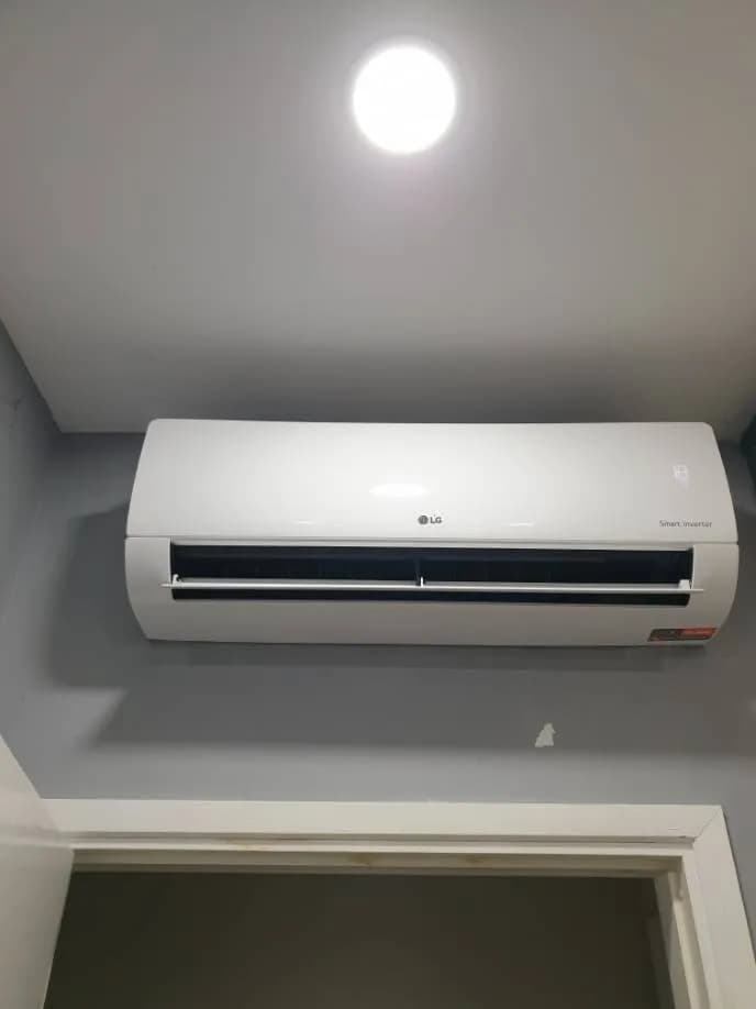 Vệ sinh máy lạnh LG Inverter chuyên sâu tại Nhà Bè tại Nhà Bè