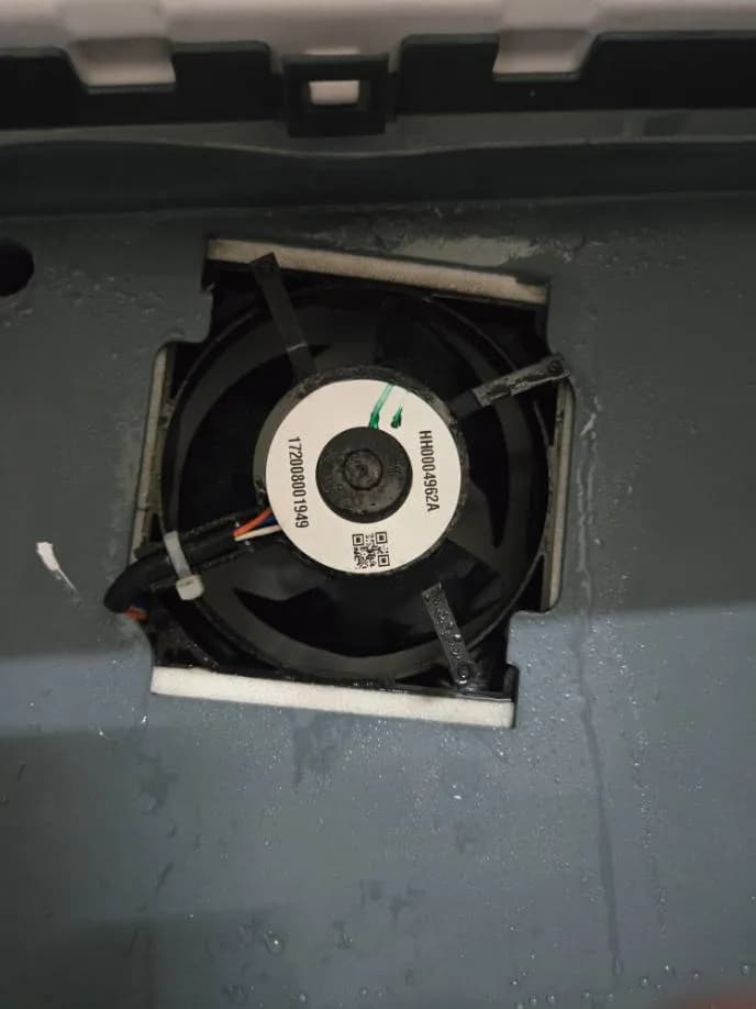 Trước sửa tủ lạnh tại Gò Vấp — thợ Lê Hữu Lộc
