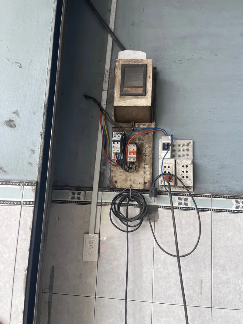 Sau khi hoàn thành sửa ổ cắm điện Panasonic tại phường Tân Chánh Hiệp Quận 12, Quận 12 — thợ Nguyễn Quốc Bảo