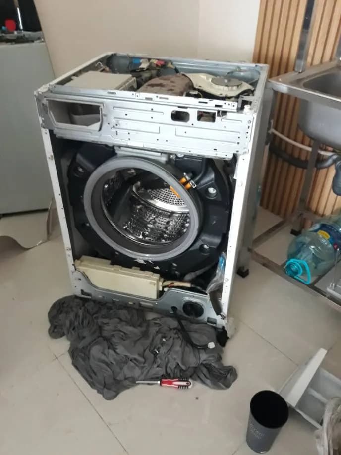 Trước sửa máy giặt cửa trước LG tại Quận 7 — thợ Đặng Anh Huy