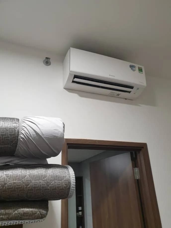 Vệ sinh máy lạnh Daikin treo tường tại khu vực Bình Chánh tại Bình Chánh