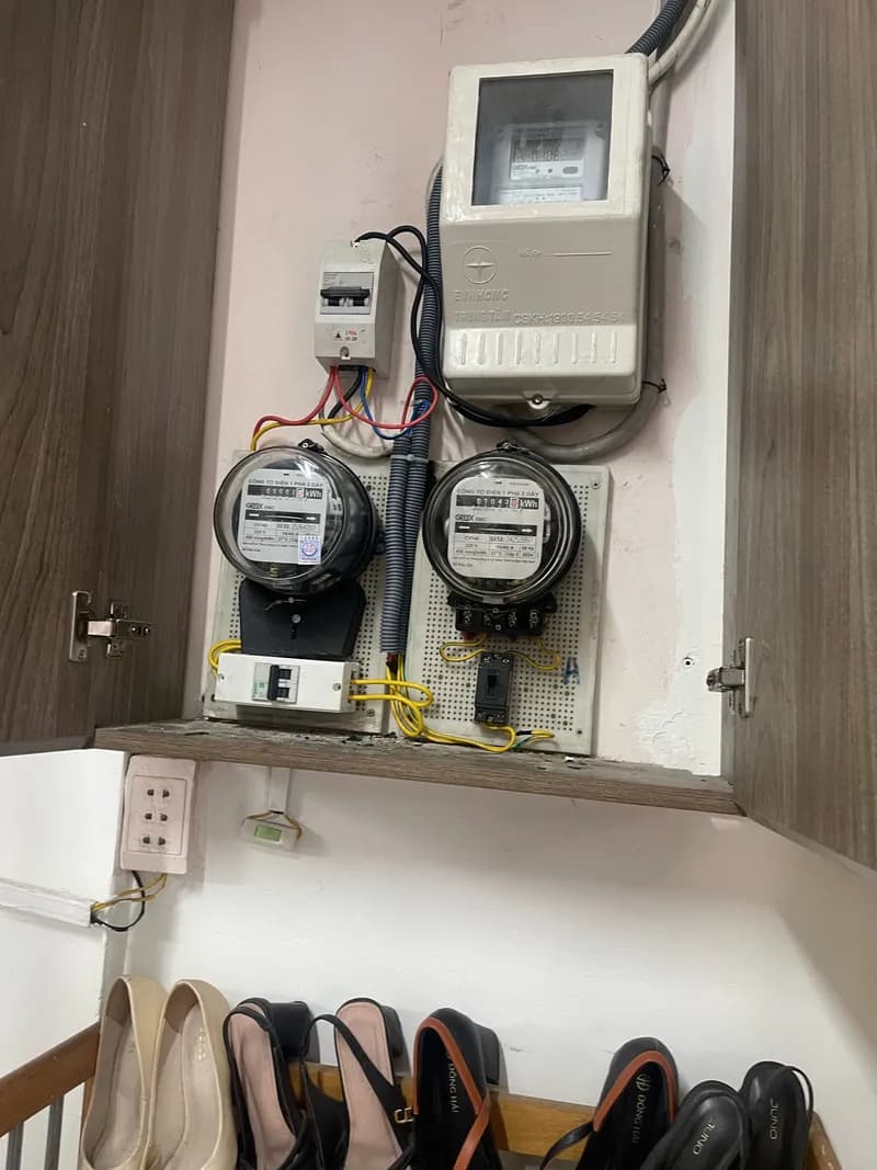 Sau khi hoàn thành sửa đồng hồ điện EMIC tại Phường Bình Thạnh, Bình Thạnh — thợ Nguyễn Quốc Bảo (1 sao)