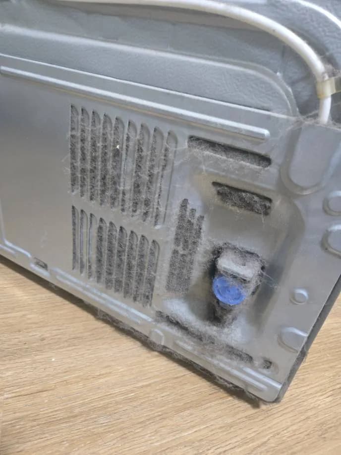 Trước sửa tủ lạnh LG tại Phường Tân Sơn Hoà. (Cũ là: phường 2 - Quận Tân Bình ), Tân Bình — thợ Lê Hữu Lộc