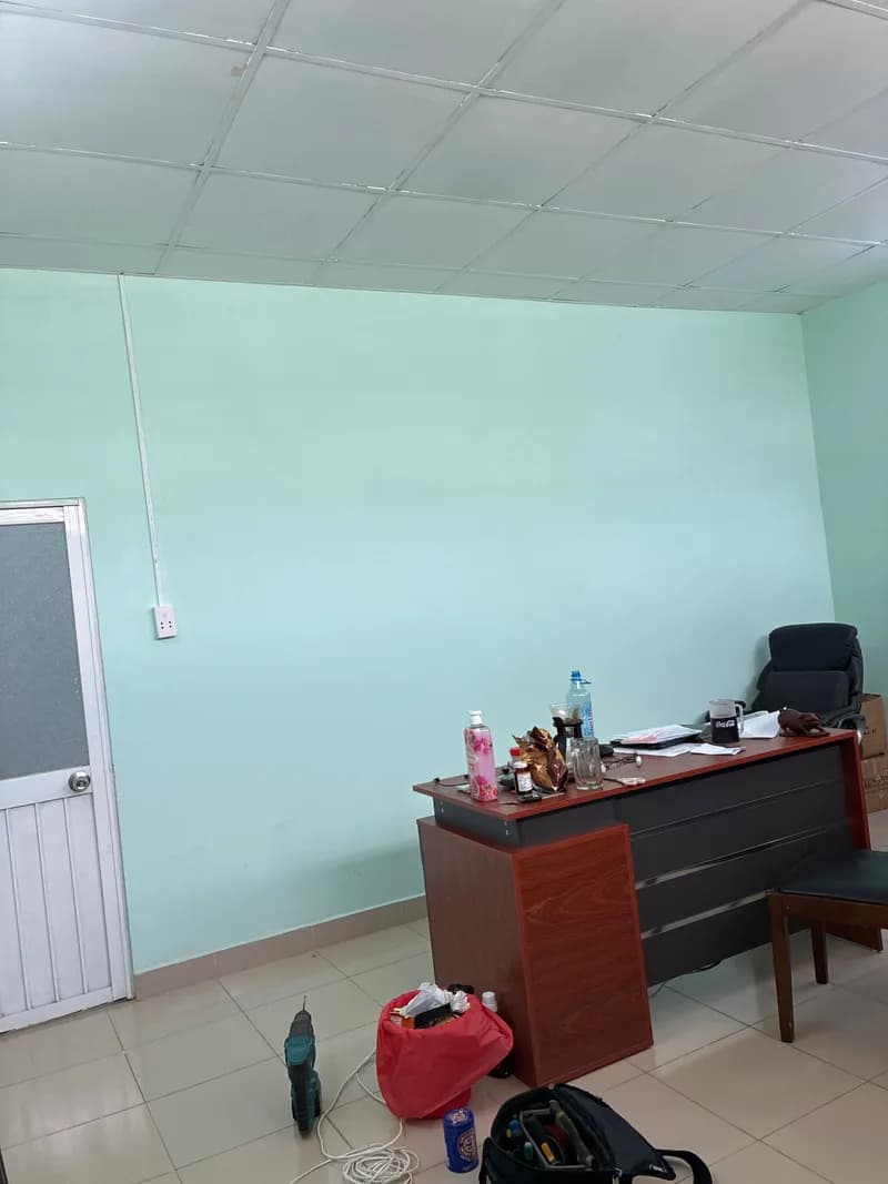 Trước sửa đèn tại Phường Bình Trị Đông, Bình Tân — thợ Dương Oai