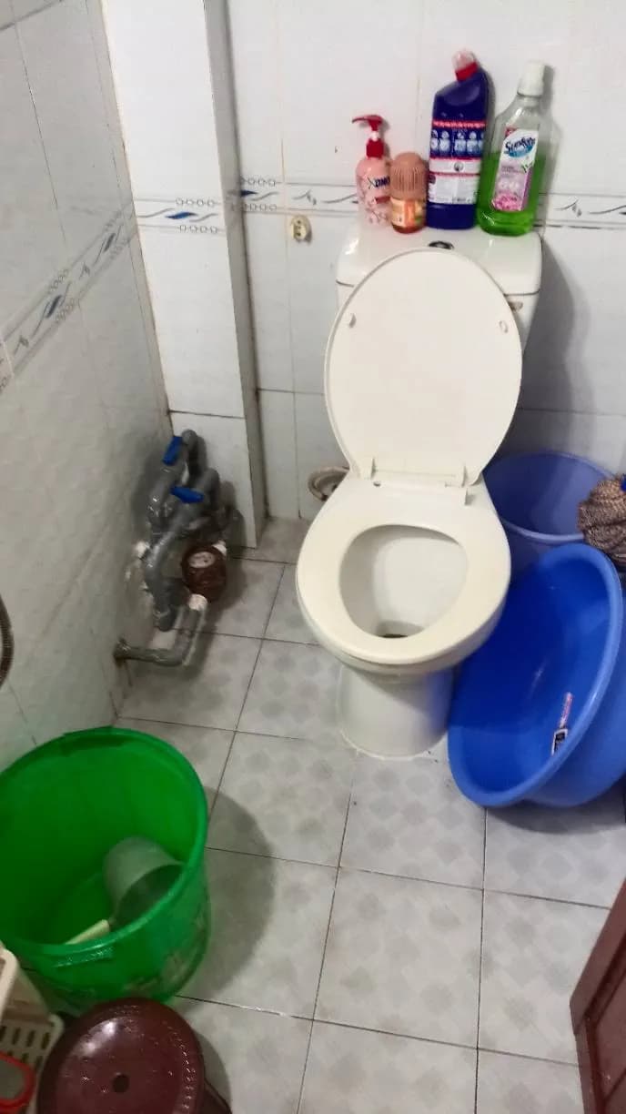 Sau khi hoàn thành sửa bồn cầu tại Phường Phú Thọ Hòa, Tân Phú — thợ Nguyễn Thành Trọng