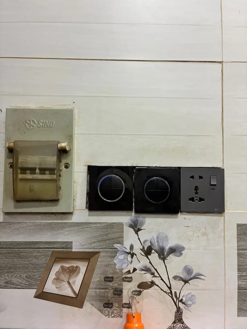 Sau khi hoàn thành sửa ổ cắm điện Panasonic tại phường bình trị đông, Bình Tân — thợ Dương Oai