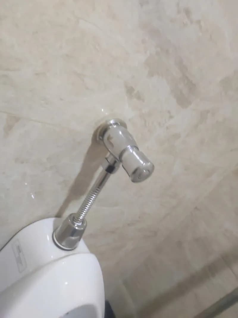 Trước sửa năng lượng mặt trời tại Bình Chánh — thợ Nguyễn Hoàng Khánh