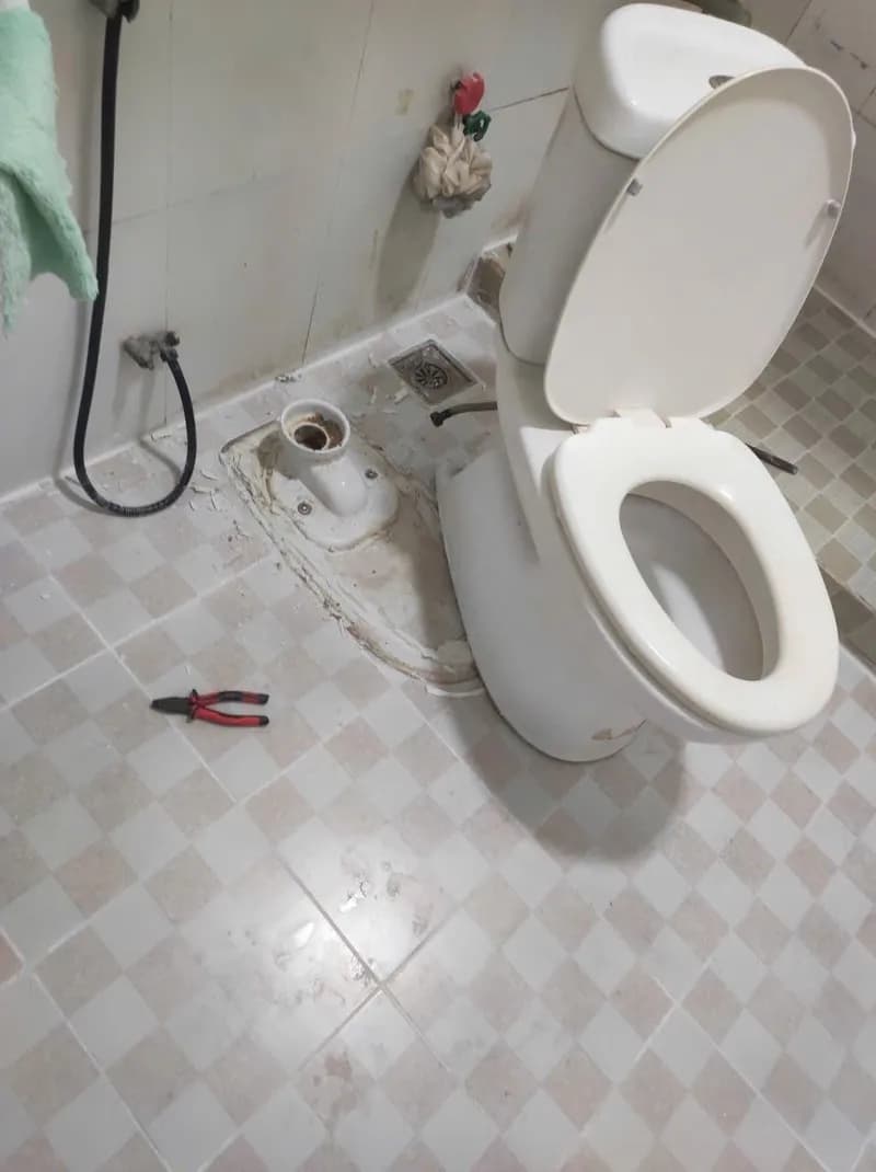 Trước sửa bồn cầu tại Tân Bình — thợ Bùi Văn An