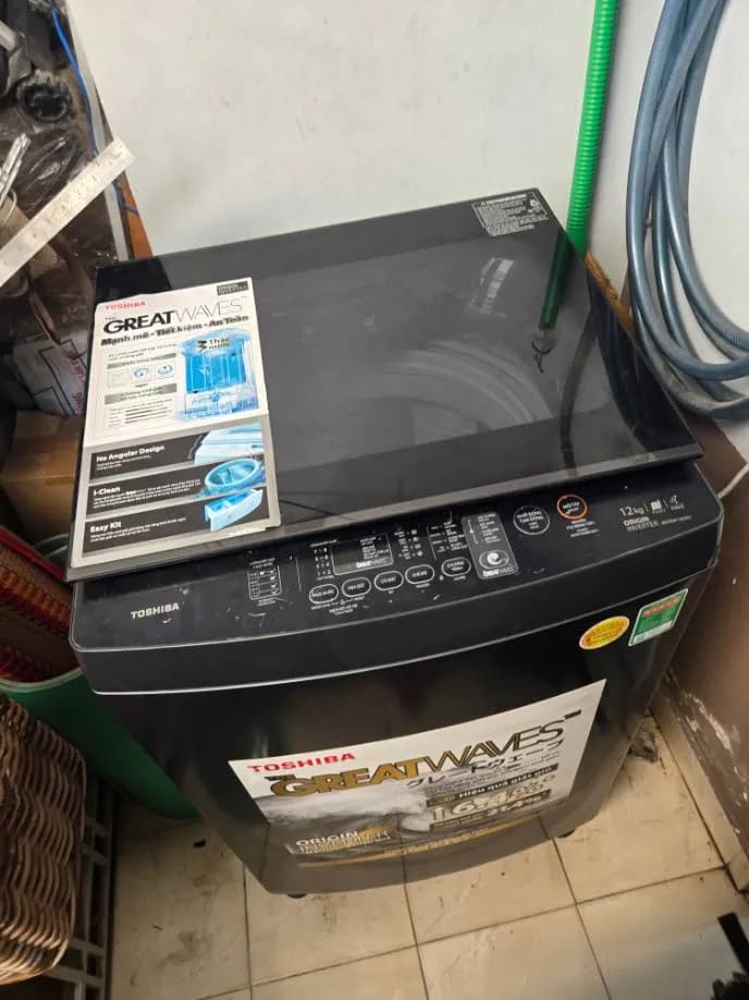 Sau khi hoàn thành sửa máy giặt cửa trên Toshiba tại P.HCM, Thủ Đức — thợ Lê Hữu Lộc