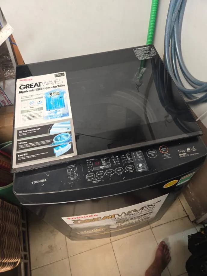 Trước sửa máy giặt cửa trên Toshiba tại P.HCM, Thủ Đức — thợ Lê Hữu Lộc