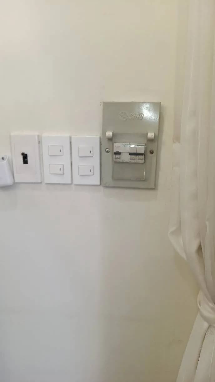 Trước sửa aptomat Sino tại Phường An Khánh, Thủ Đức — thợ Đặng Văn Thịnh