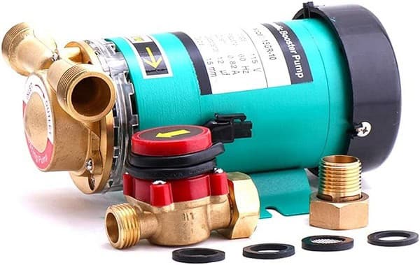Đấu nối đường ống bơm nước nóng gọn gàng