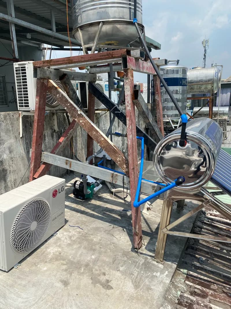Sau khi hoàn thành sửa cục nóng máy lạnh treo tường LG tại p. Bình hưng hoà q bình tân, Bình Tân — thợ Dương Oai