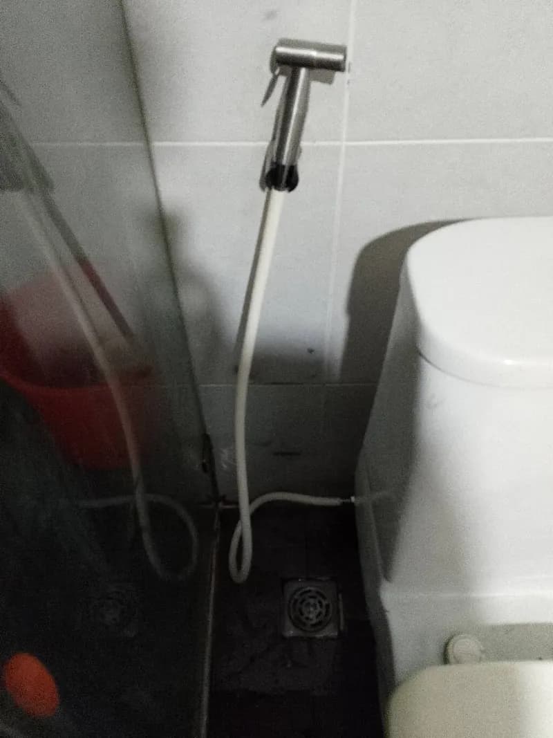 Thay dây vòi xịt bồn cầu chịu áp cao tại TPHCM tại TPHCM