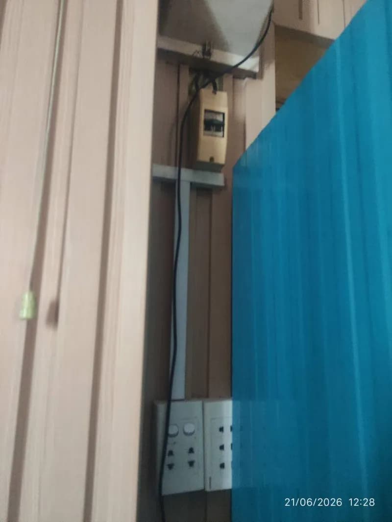 Thay thế ổ cắm, công tắc và lắp aptomat an toàn tại TPHCM tại Quận 1