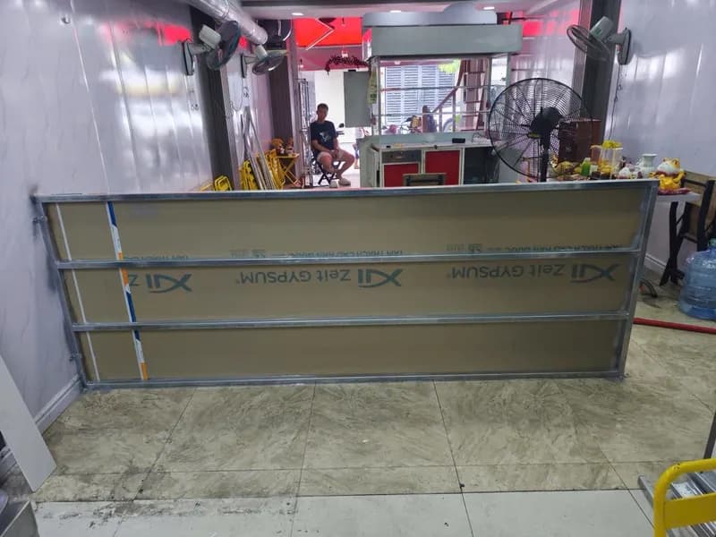 Trước sửa vách thạch cao Zeit Gypsum tại Tân Phú — thợ Bùi Văn An
