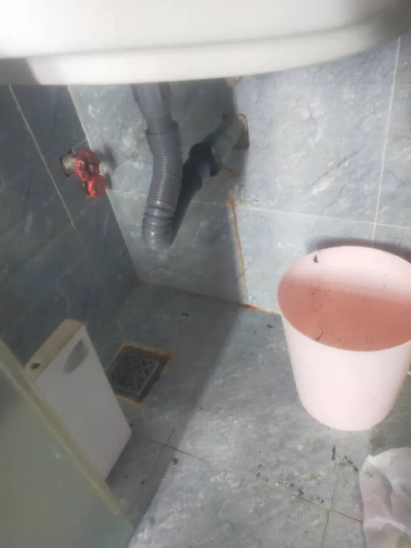 Sau khi hoàn thành sửa lavabo tại TPHCM — thợ Lê Đăng Tuấn (5 sao)
