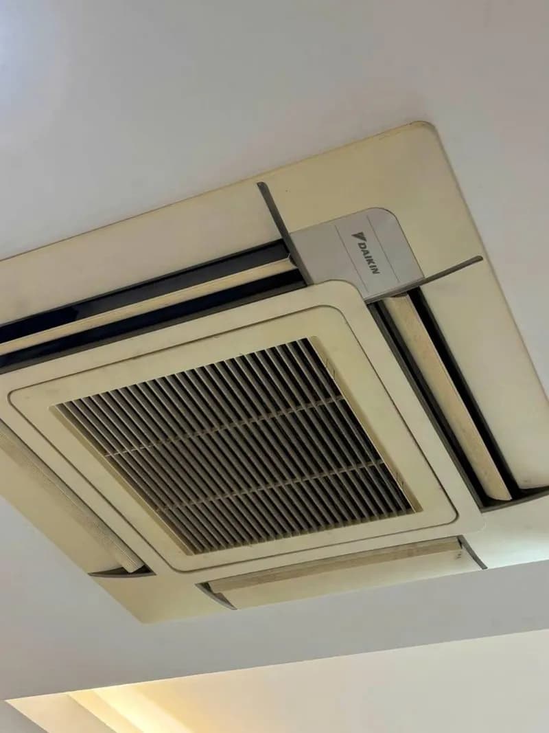 Kiểm tra và vệ sinh máy lạnh âm trần Daikin tại Nhà Bè tại Nhà Bè