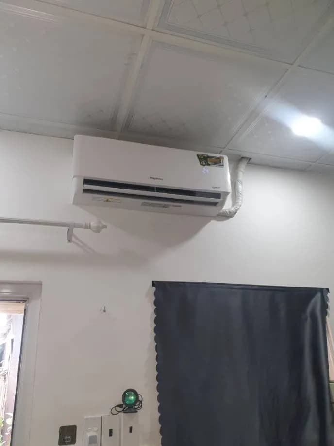 Trước sửa máy lạnh treo tường Nagakawa tại Quận 6 — thợ Phan Chí Tâm