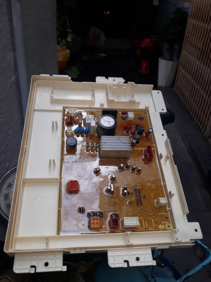 Thay board mạch máy giặt Inverter chuyên nghiệp tại Quận 1 tại Quận 1
