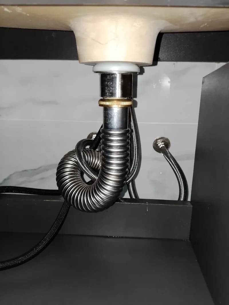 Sau khi hoàn thành sửa lavabo SUS 304 tại Nhà Bè — thợ Đỗ Văn Nhiều (5 sao)