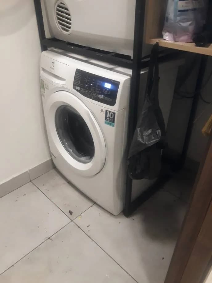 Sau khi hoàn thành sửa máy giặt cửa trước Electrolux tại Quận 10 — thợ Đặng Anh Huy