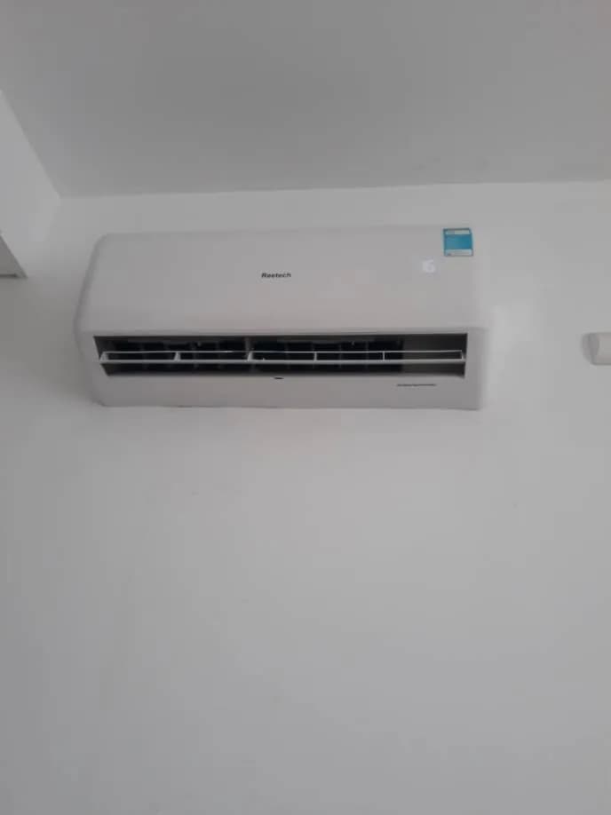 Nạp gas máy lạnh Reetech 1HP tại TPHCM giá 650k tại TPHCM