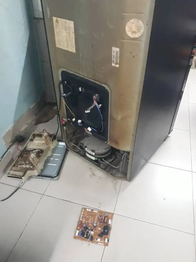 Thay board mạch tủ lạnh trên 220 lít tại Phường Chợ Quán, Quận 5 tại Phường Chợ Quán, Quận 5