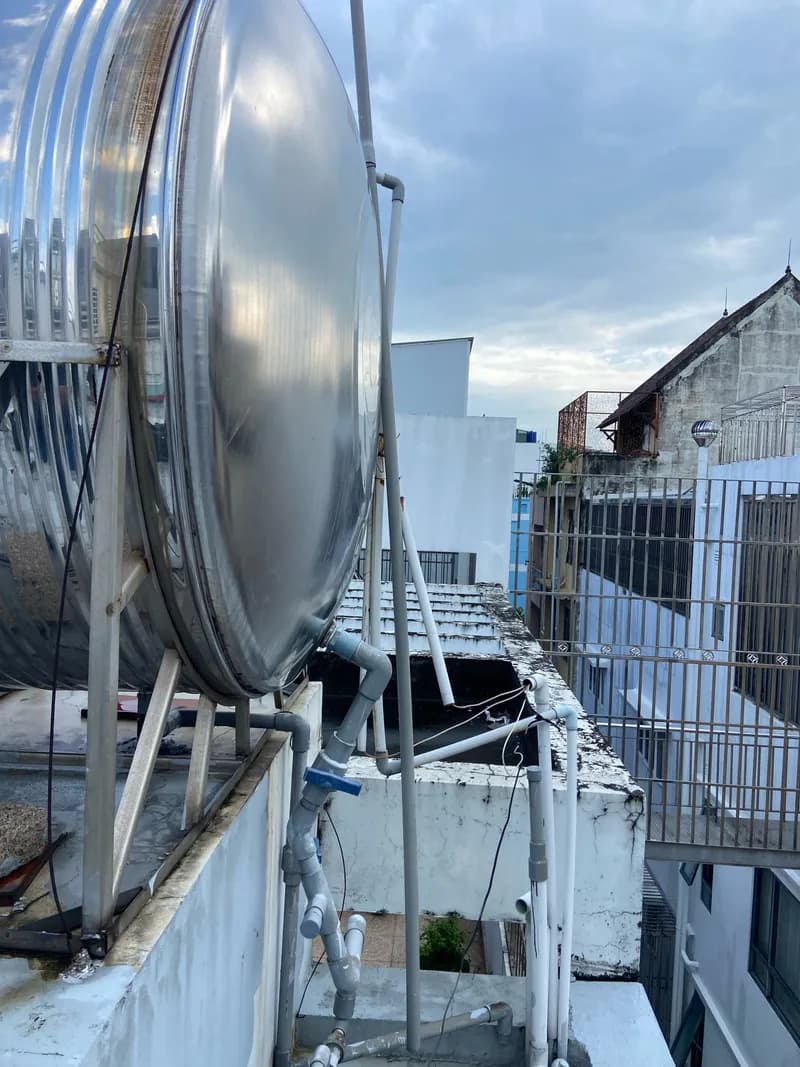 Thay thế đường ống nước PVC bị nứt tại quận Bình Tân tại Bình Tân