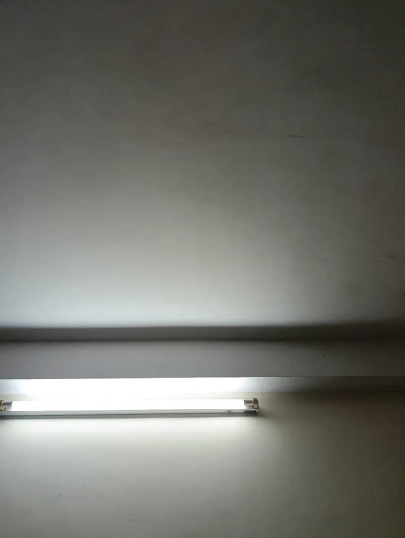 Thay bóng đèn tuýp LED trần nhà tại quận Tân Bình tại Tân Bình