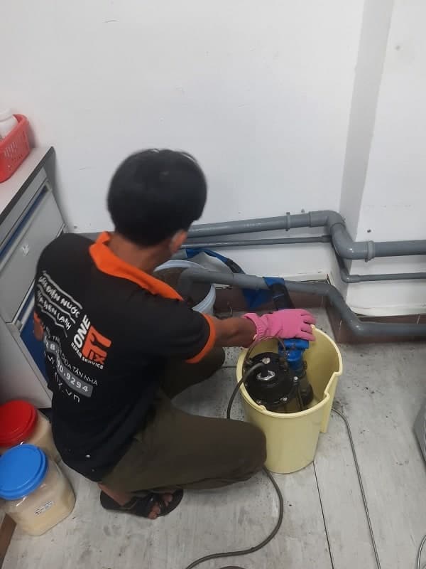 Dịch vụ thông cống nghẹt chuyên nghiệp tại TPHCM của 1Fix.