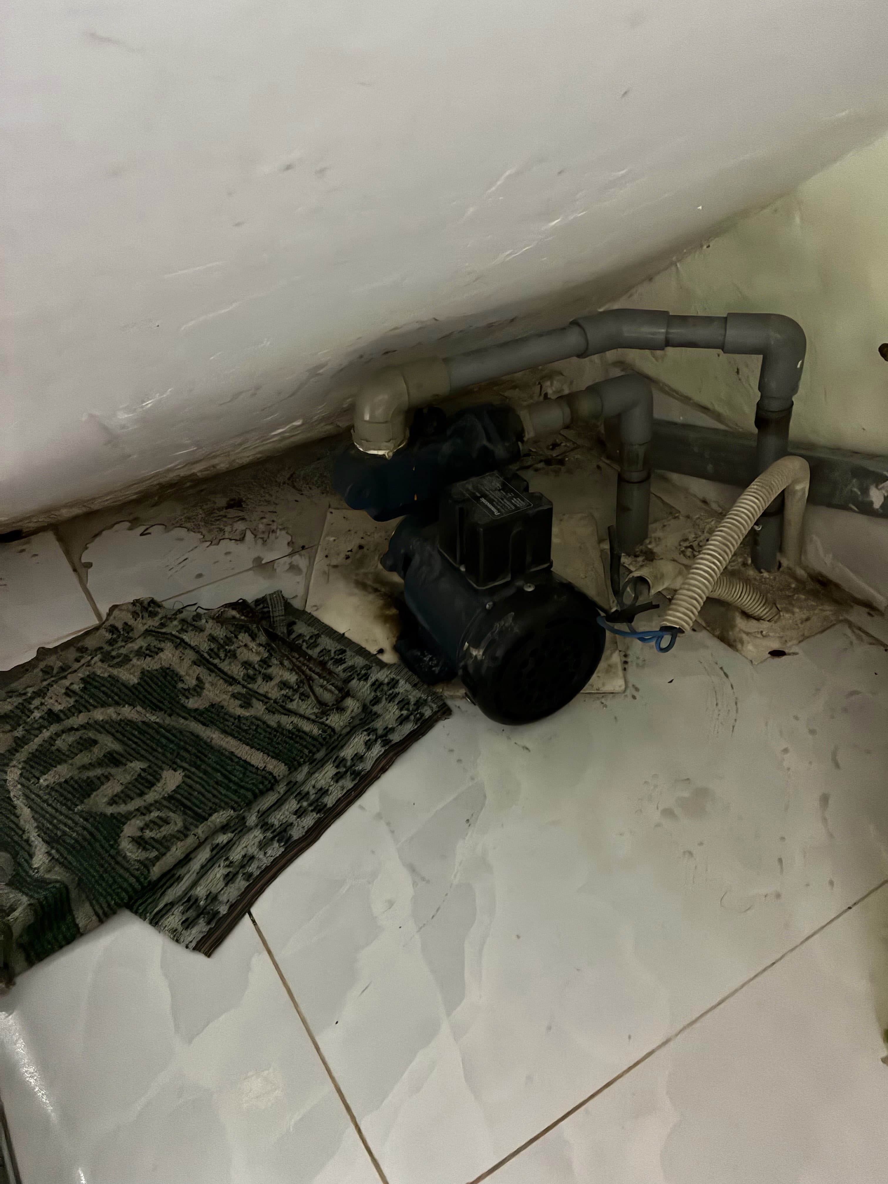 Sau khi hoàn thành sửa máy bơm tăng áp Panasonic tại Tân Bình — thợ Dương Oai