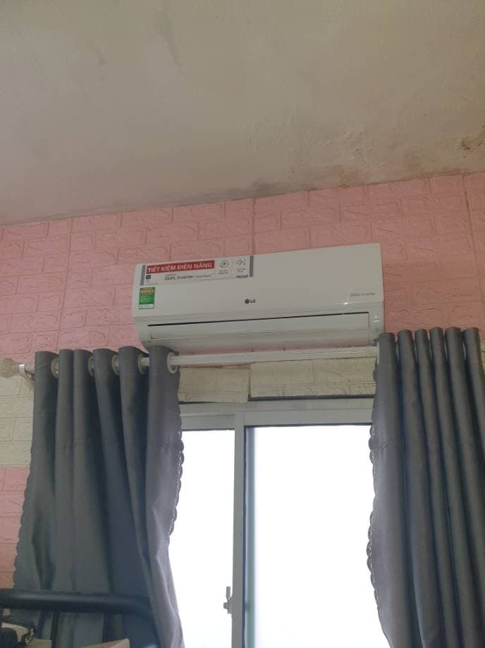 Trước sửa: rửa máy lạnh tại Bình Thạnh — thợ Chí Tâm