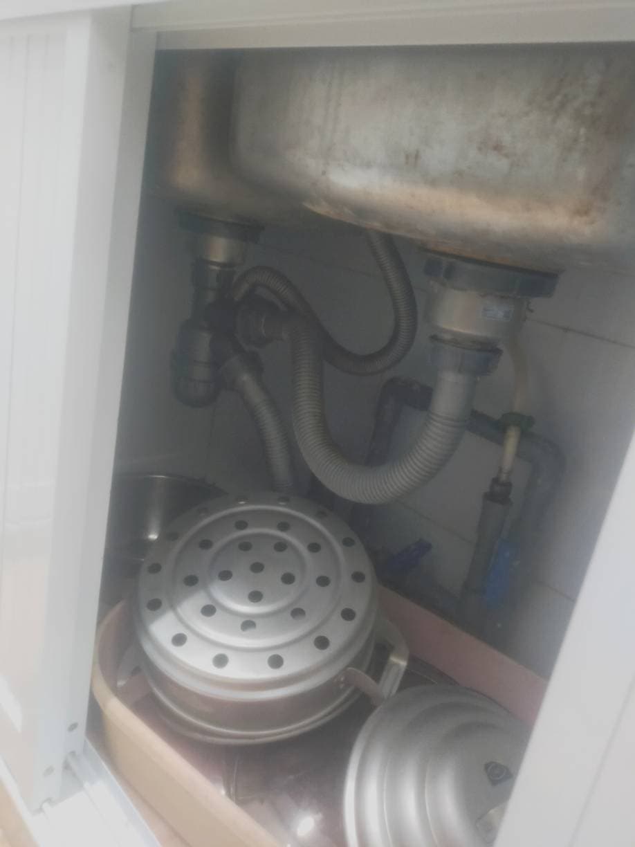 Thay thế bộ xả bồn rửa chén bị rò rỉ tại TPHCM tại TPHCM