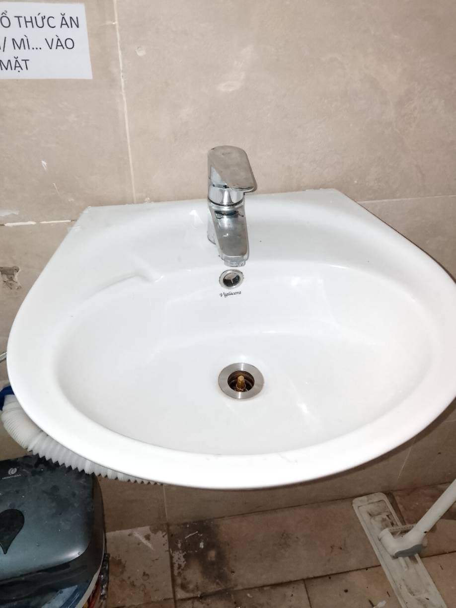 Sau khi hoàn thành sửa: Lắp lại lavabo tại TPHCM — thợ Đỗ Nhiều