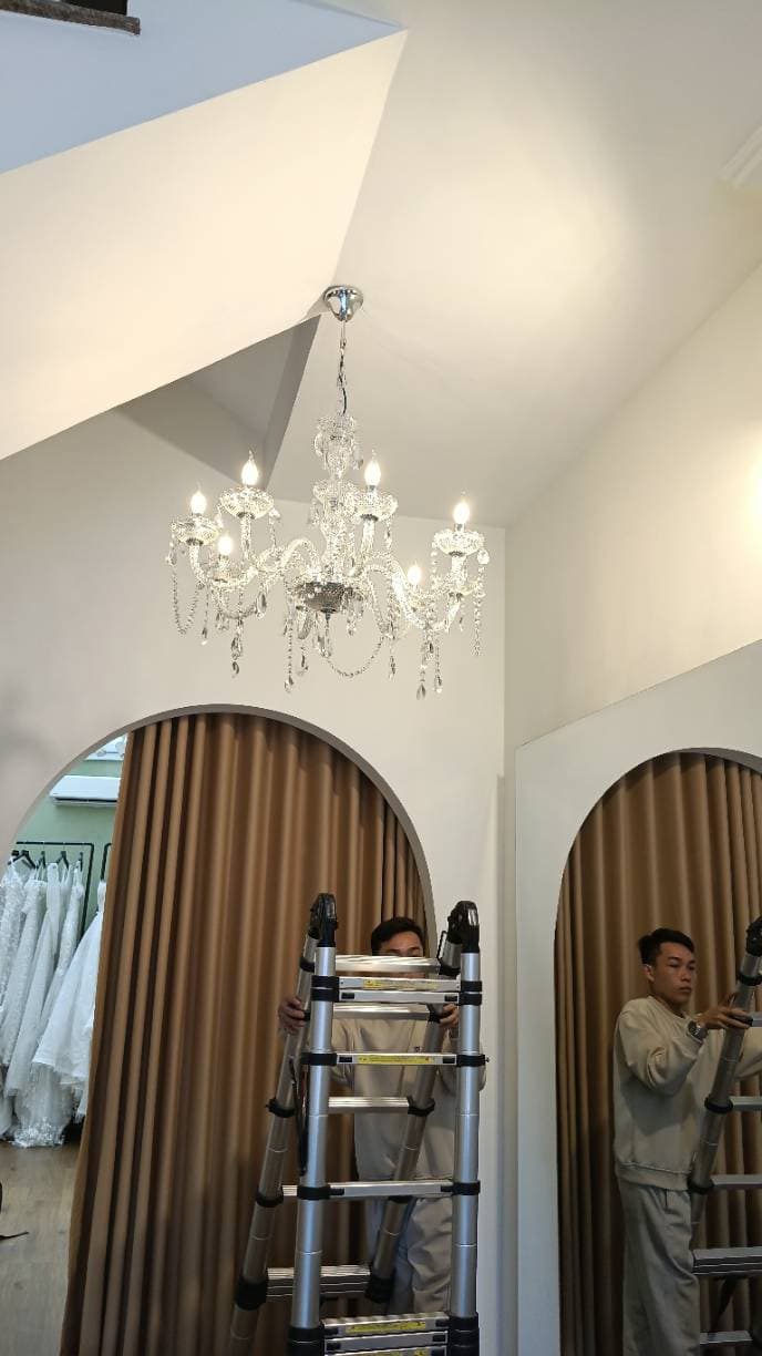 Lắp đèn tại Phường 2, Tân Bình