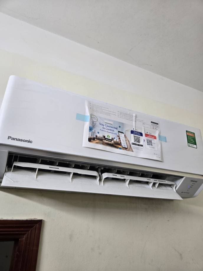 Sau khi hoàn thành sửa máy lạnh treo tường Panasonic tại Phú Nhuận — thợ Lê Hữu Lộc