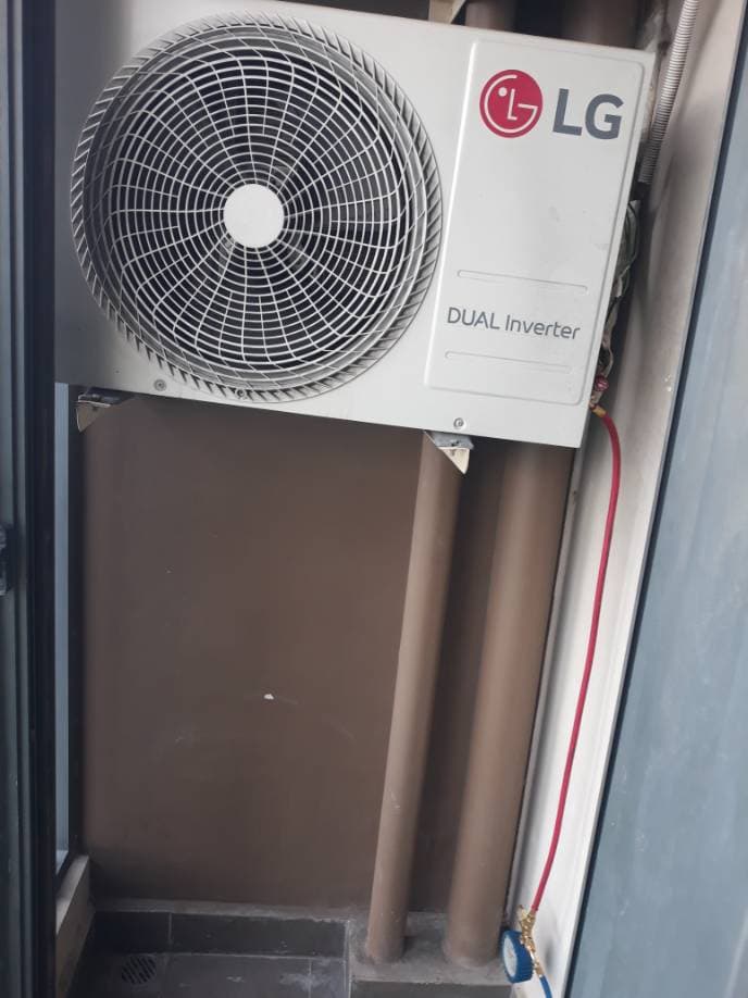 Trước sửa máy lạnh treo tường LG tại TPHCM — thợ Đặng Anh Huy