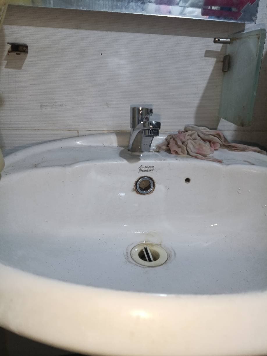Trước sửa vòi lavabo American Standard tại Tân Bình — thợ Trần Ngọc Tùng