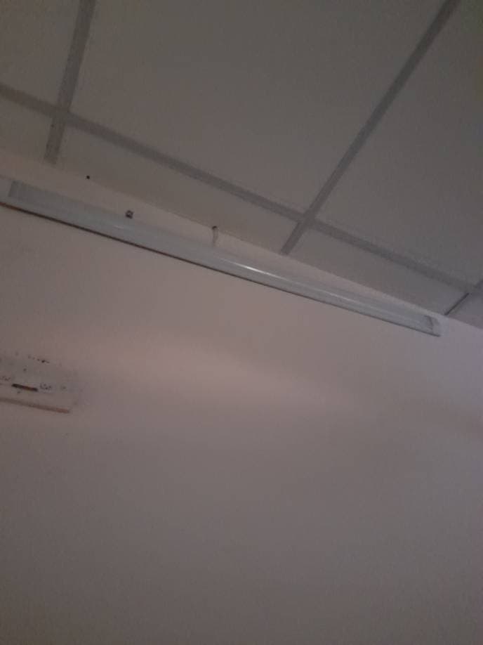 Trước khi sửa: Dịch Vụ Lắp Bóng Đèn Huỳnh Quang, Thay Đèn LED Tại Nhà TPHCM tại Phường Đức Nhuận, Thủ Đức